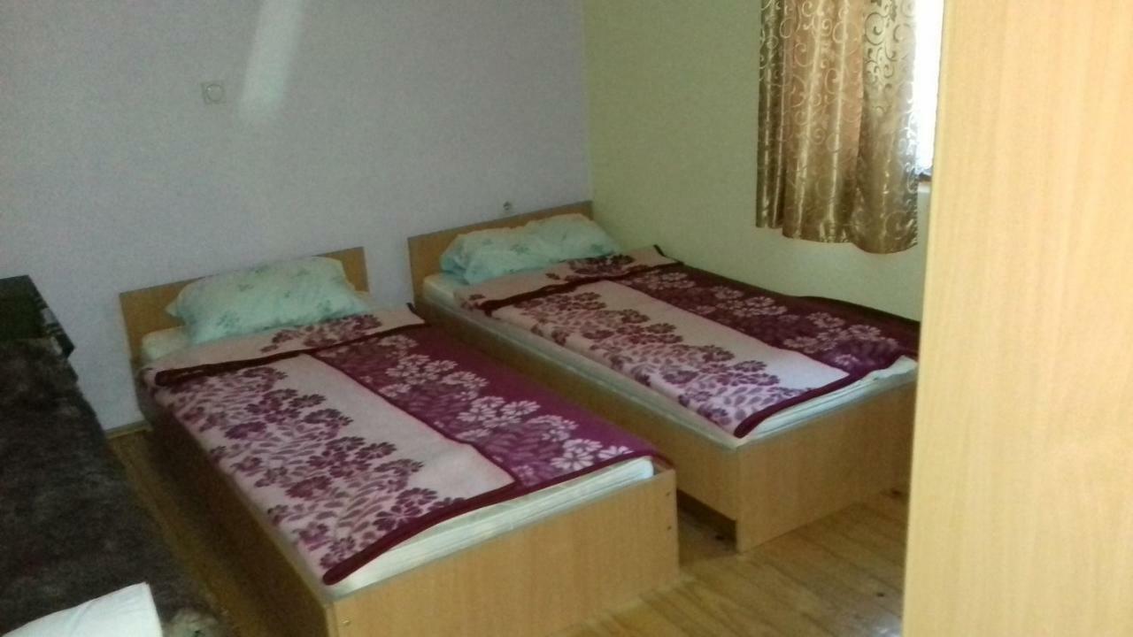Mateski Guest House Охрид Екстериор снимка